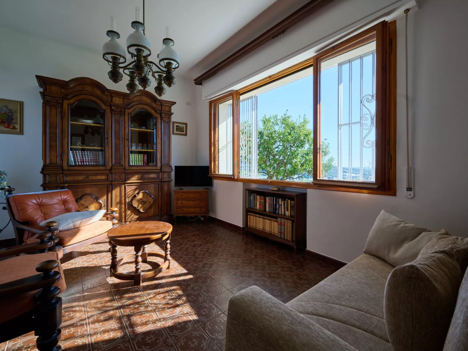 Villa Camilla Gartenwohnung'-Drinnen