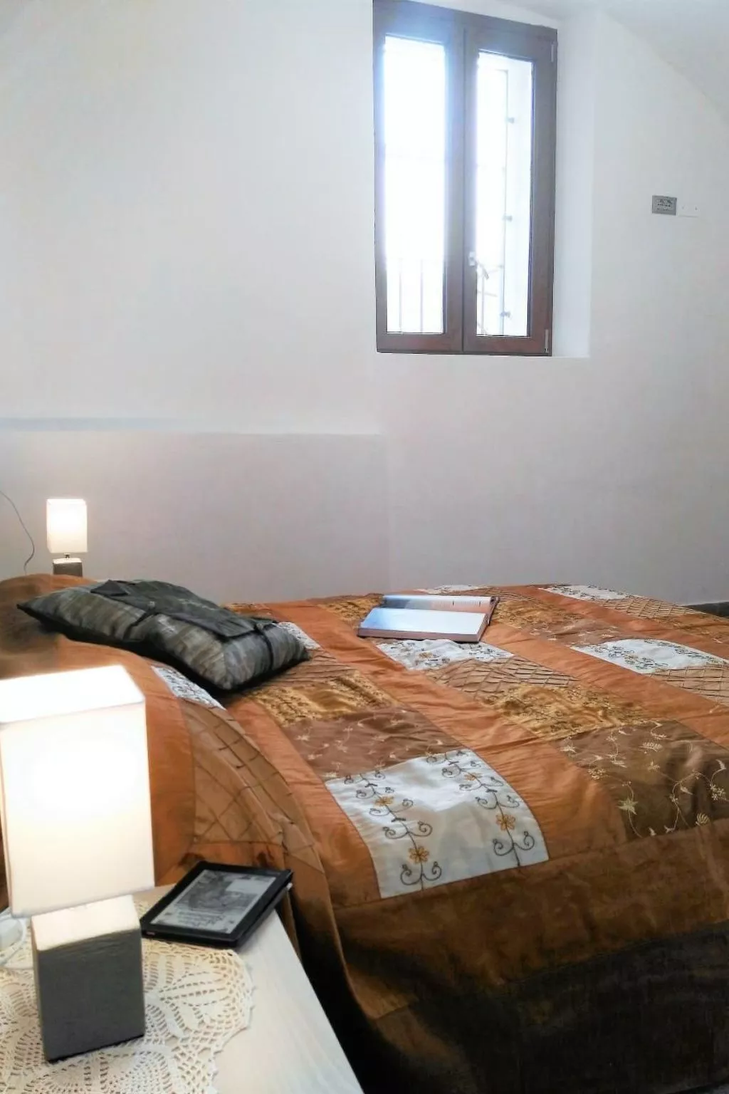 Antica Corte Ginevra-Ap.Lancillotto Gardasee-Image-tags.info