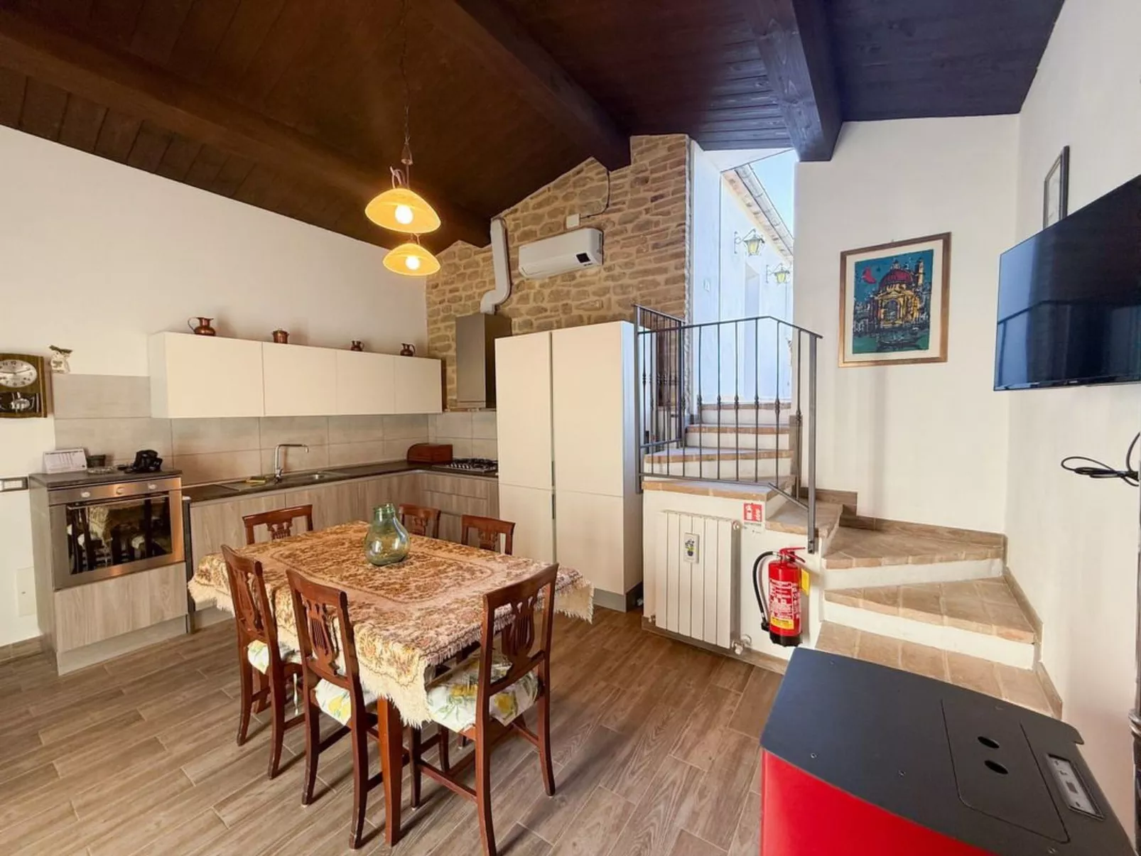 Ferienvilla mit privatem Pool und Whirlpool-Inside