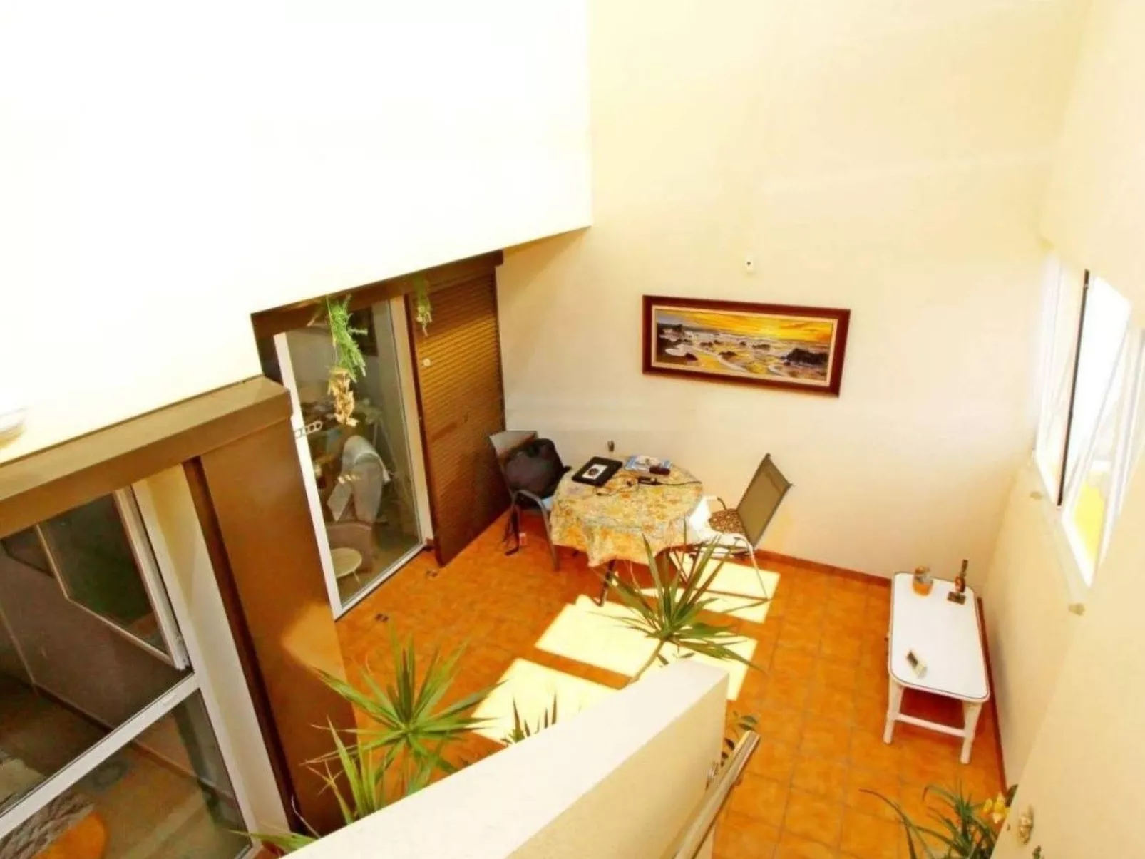 Schönes Appartement mit Grill, Pool und Terrasse-Inside