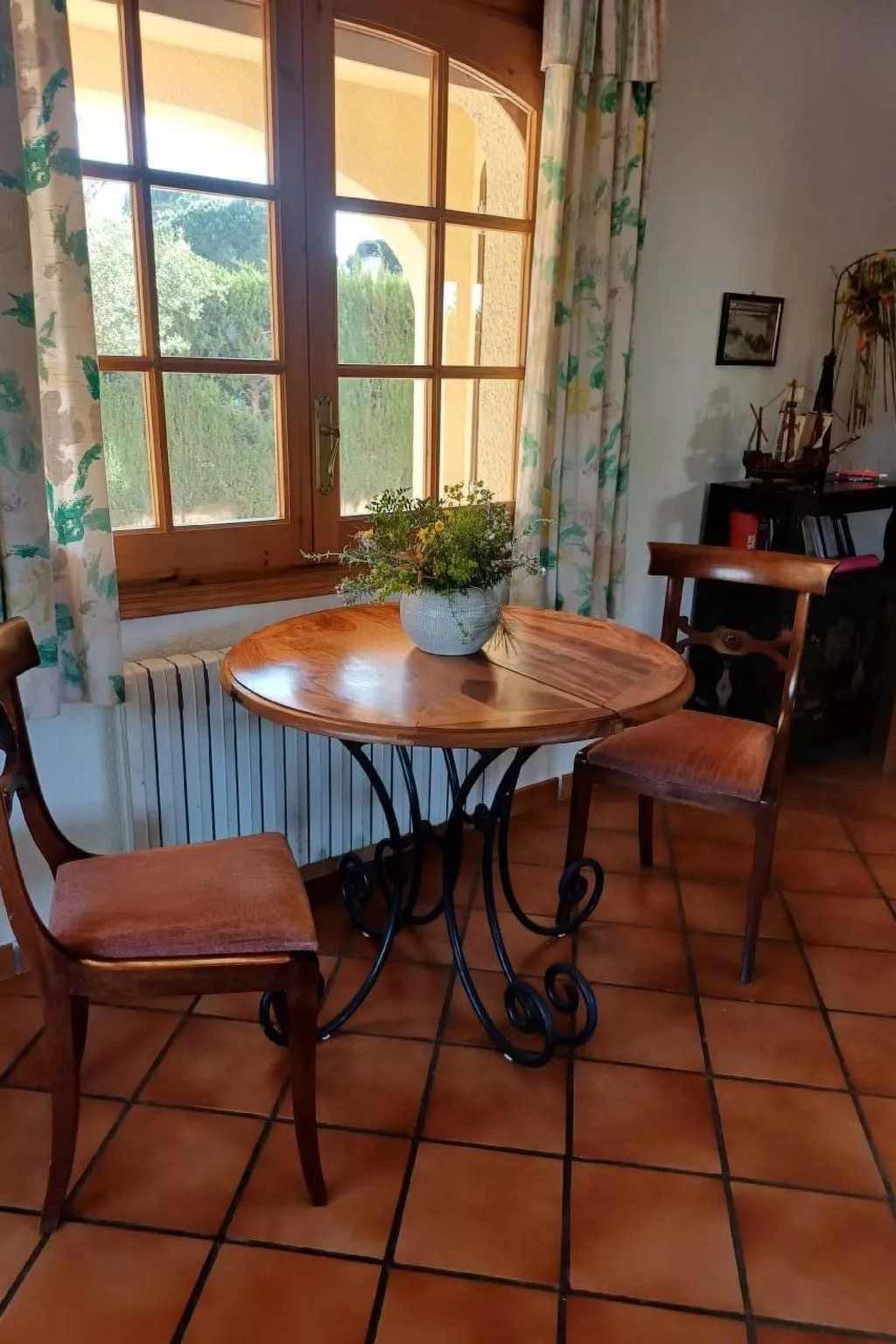 Mit Pool am Meer-Dedans