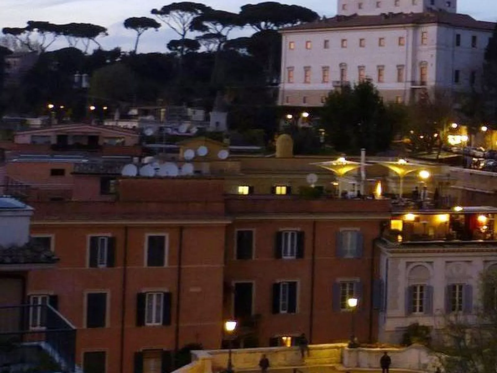 Appartement mit Dachterrasse-Outside