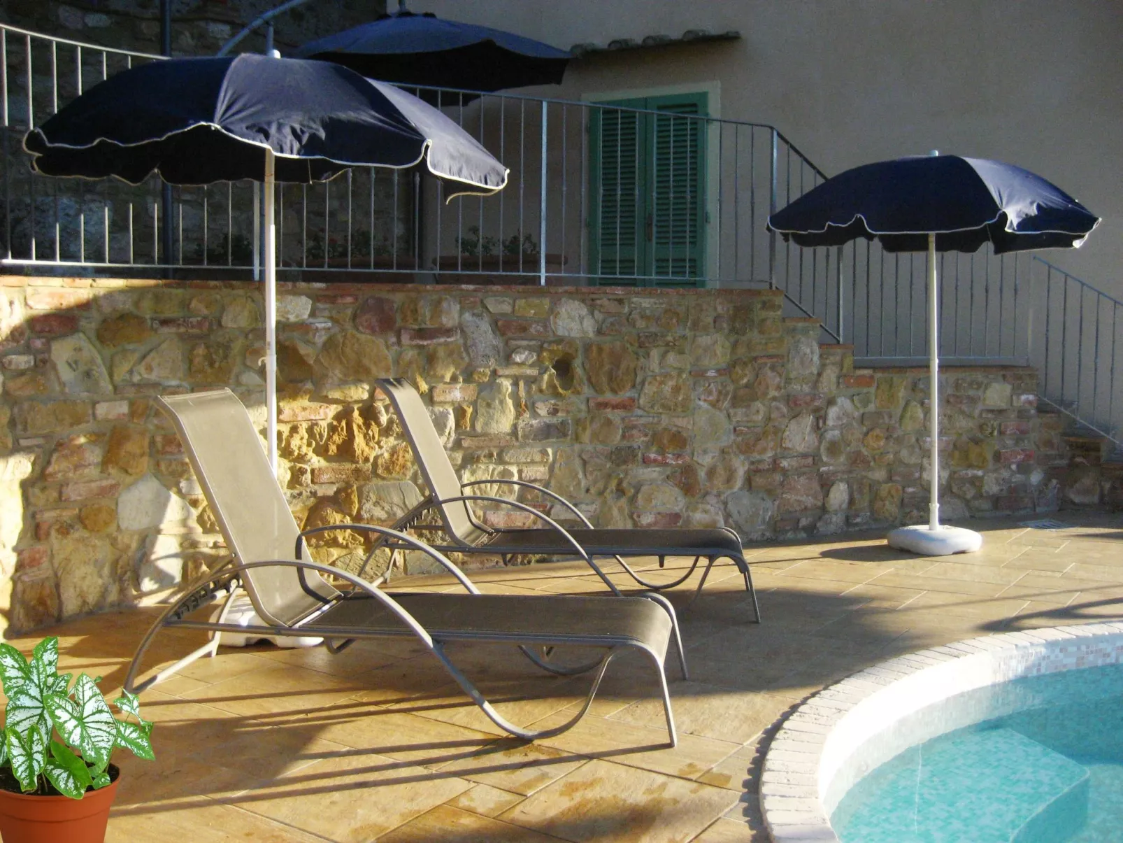 Villa Antica Pietra-Draußen