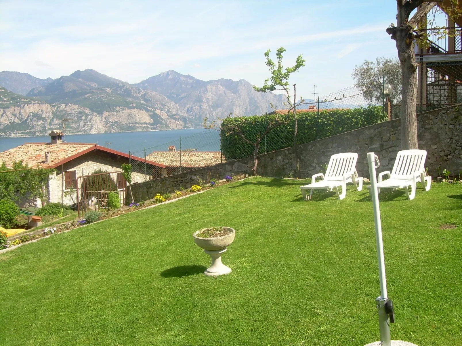 APARTMENT LAURA-Outside