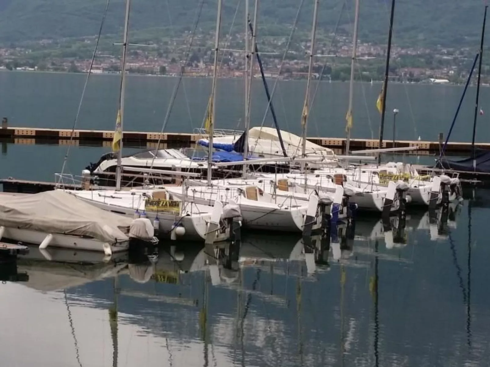 Domaso Surfview - schönes Ferienhaus-Draußen