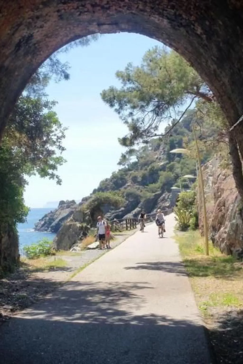 In Varazze mit Garten und Parkplatz-Dehors