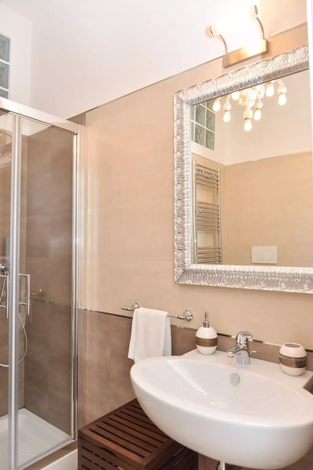 Ihr Rautenlicht und Super Wi Fi-Inside