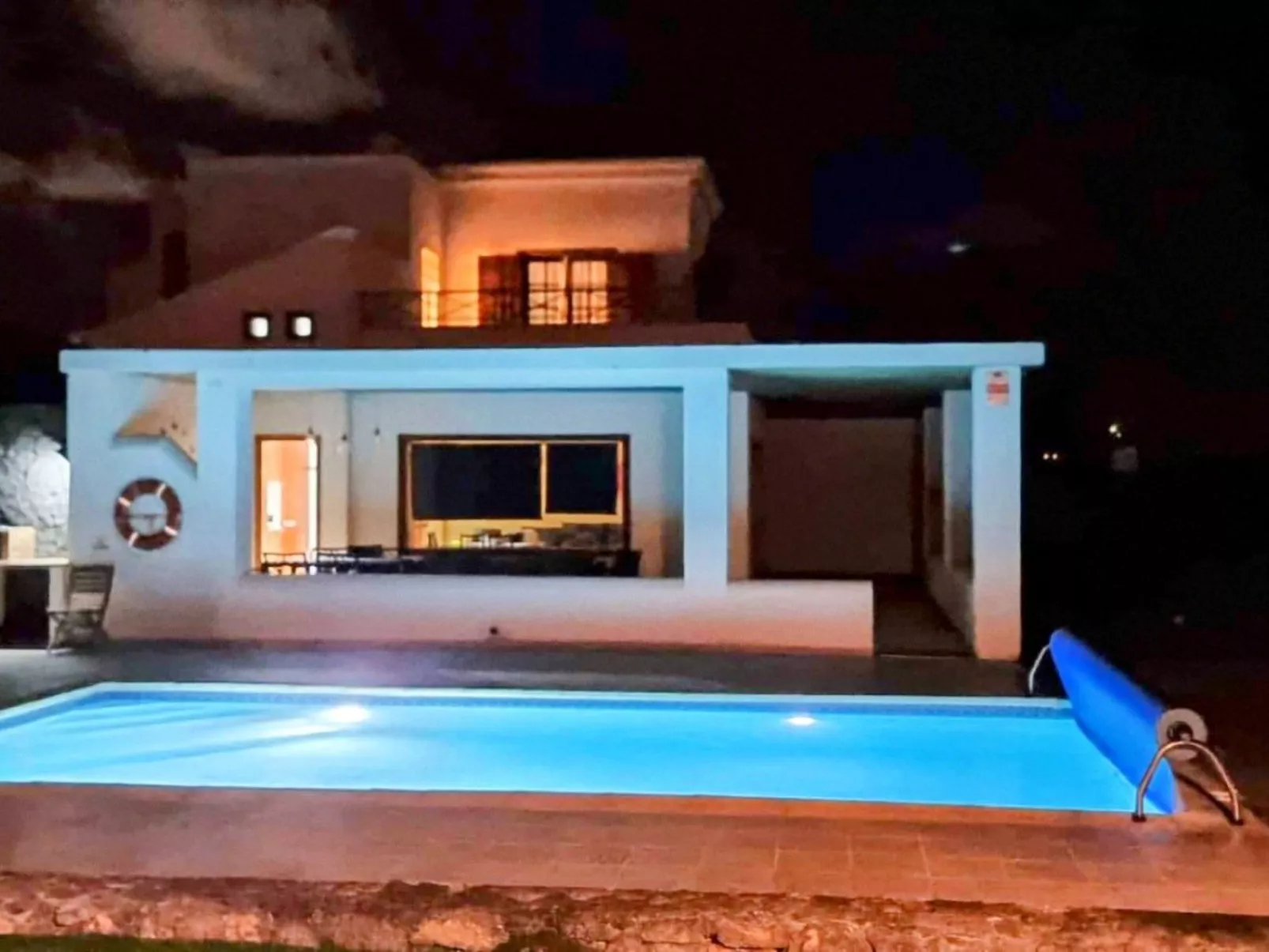 Wunderschöne, umweltfreundliche Villa am Meer-Draußen