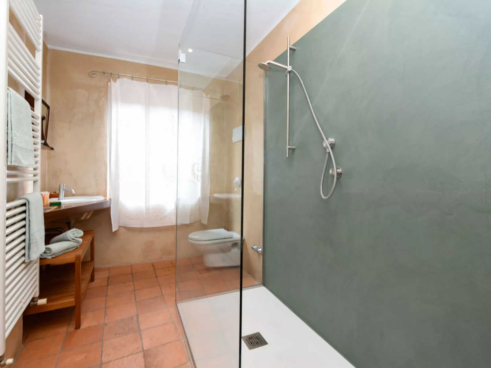 Wohnung Taverne-Dedans