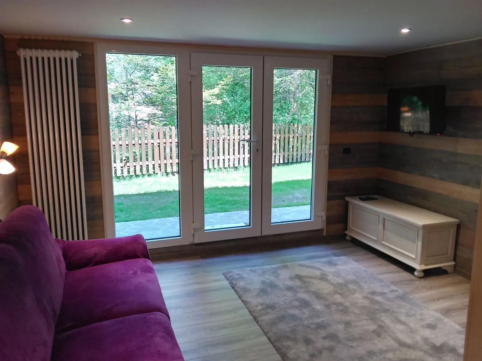 Freistehendes Haus mit privatem Garten-Inside