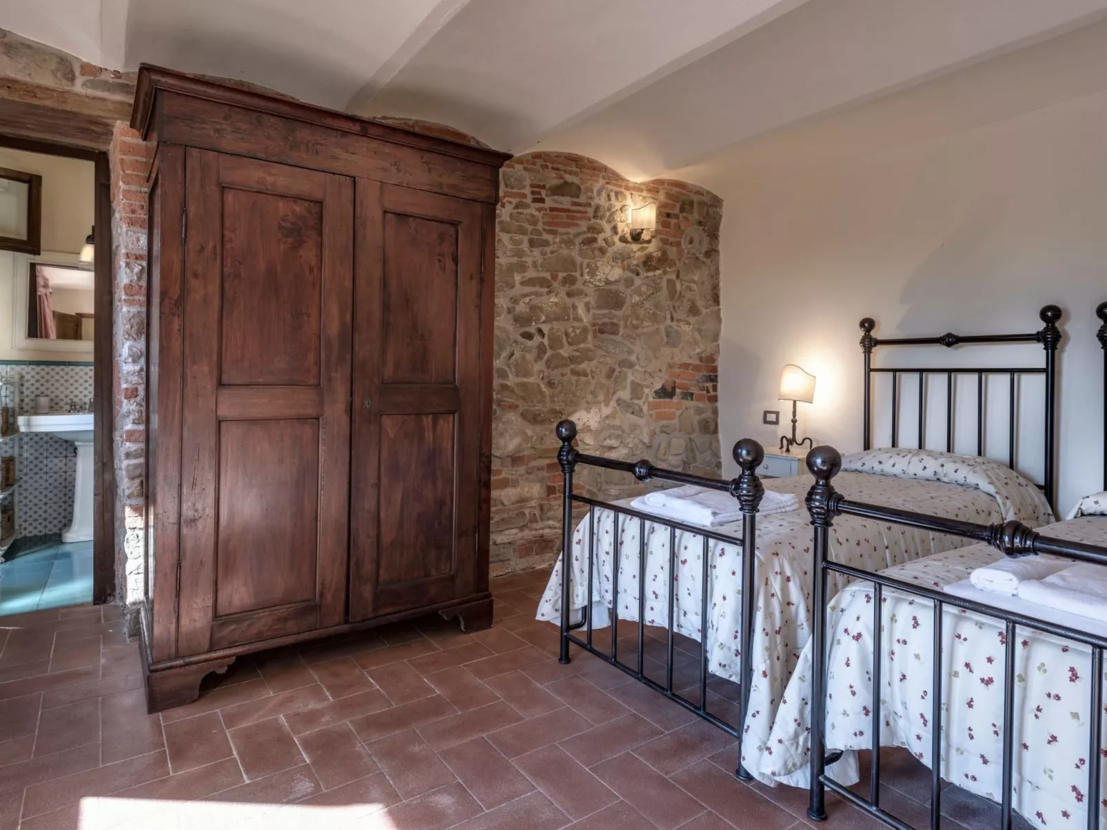 Landgut "Podere Vecciale-Image-tags.info