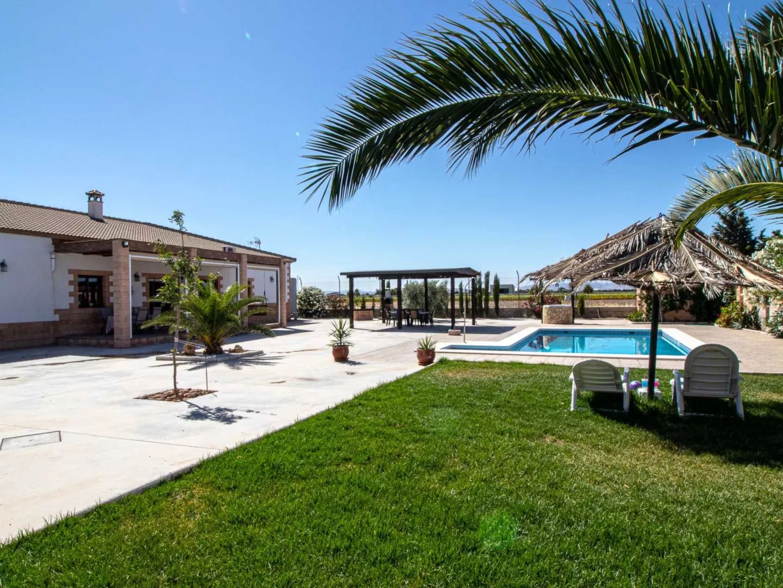 Villa Paquita Landhaus-Outside