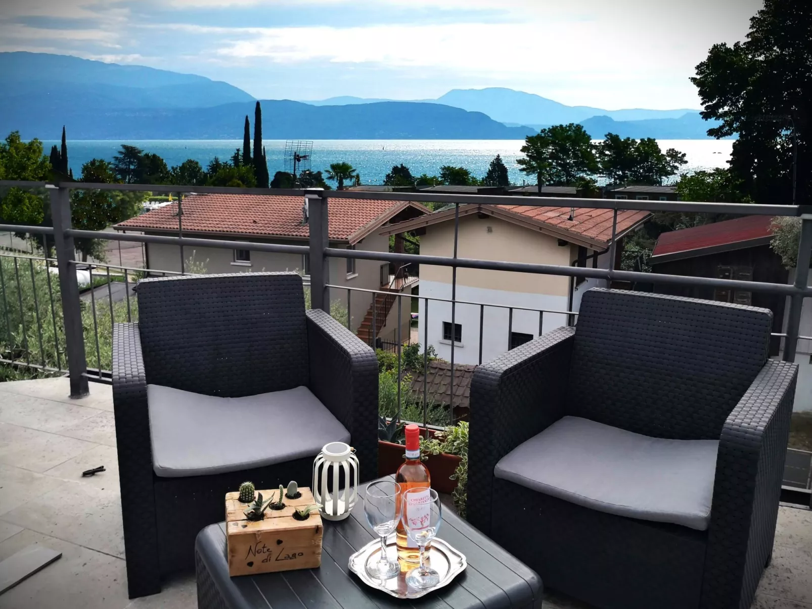 Freifläche mit direktem Zugang zum Strand-Inside