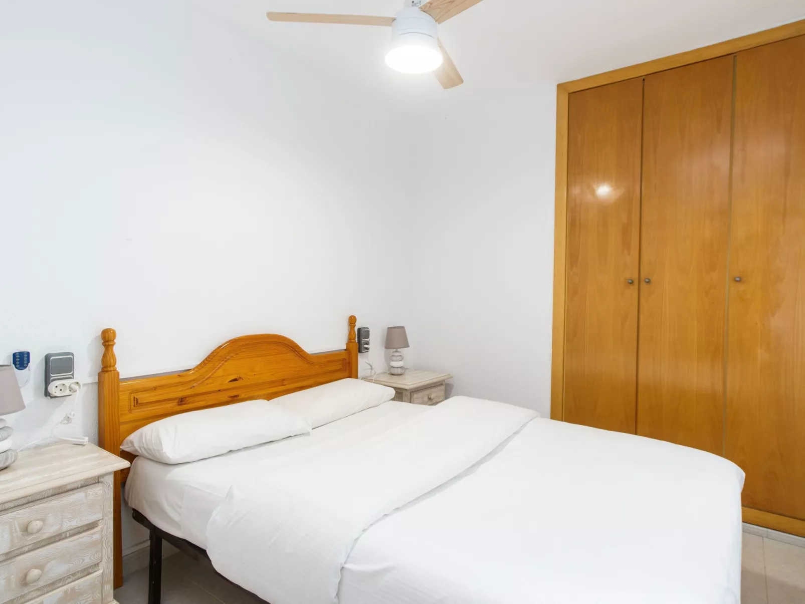 Forner Apartments - Mit Meerblick-Drinnen