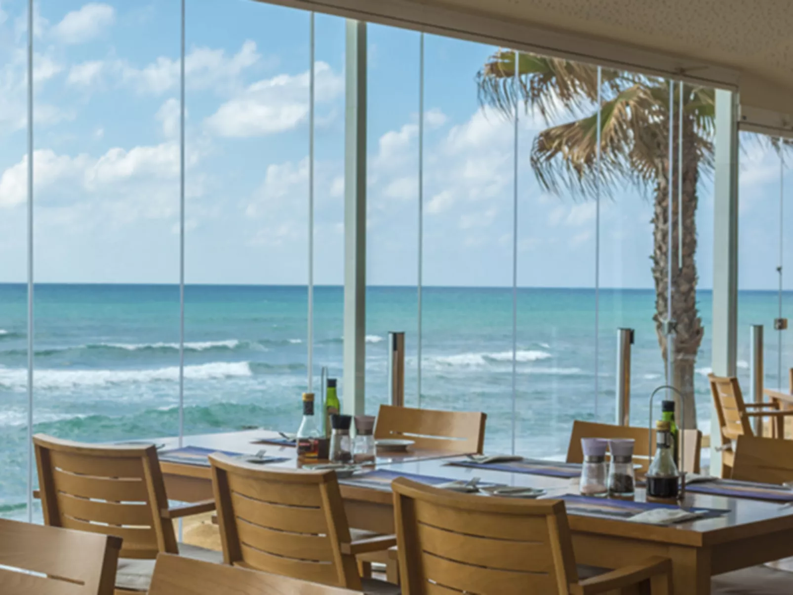 Mit Infinity-Pool-Outside