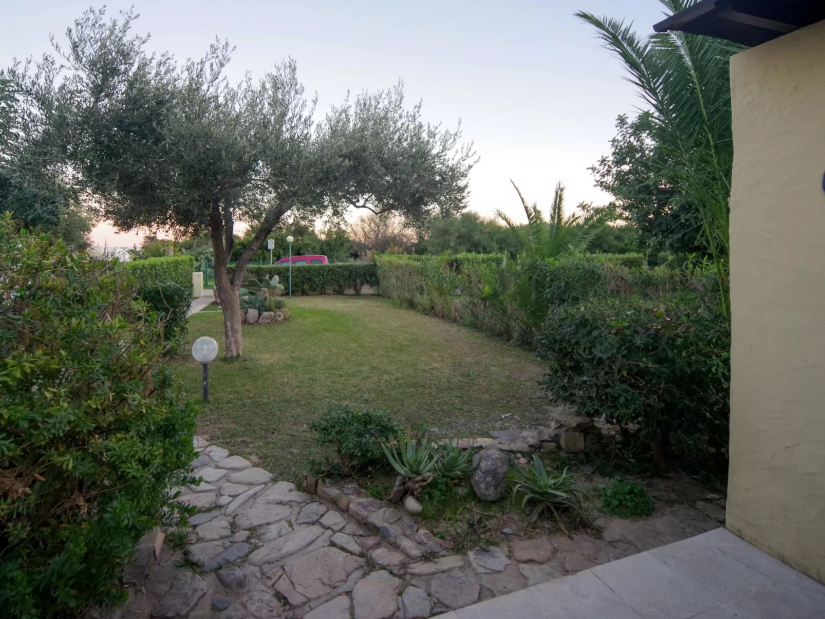 Schöne, neu renovierte Villa direkt am Strand in Costa Rei-Image-tags.info