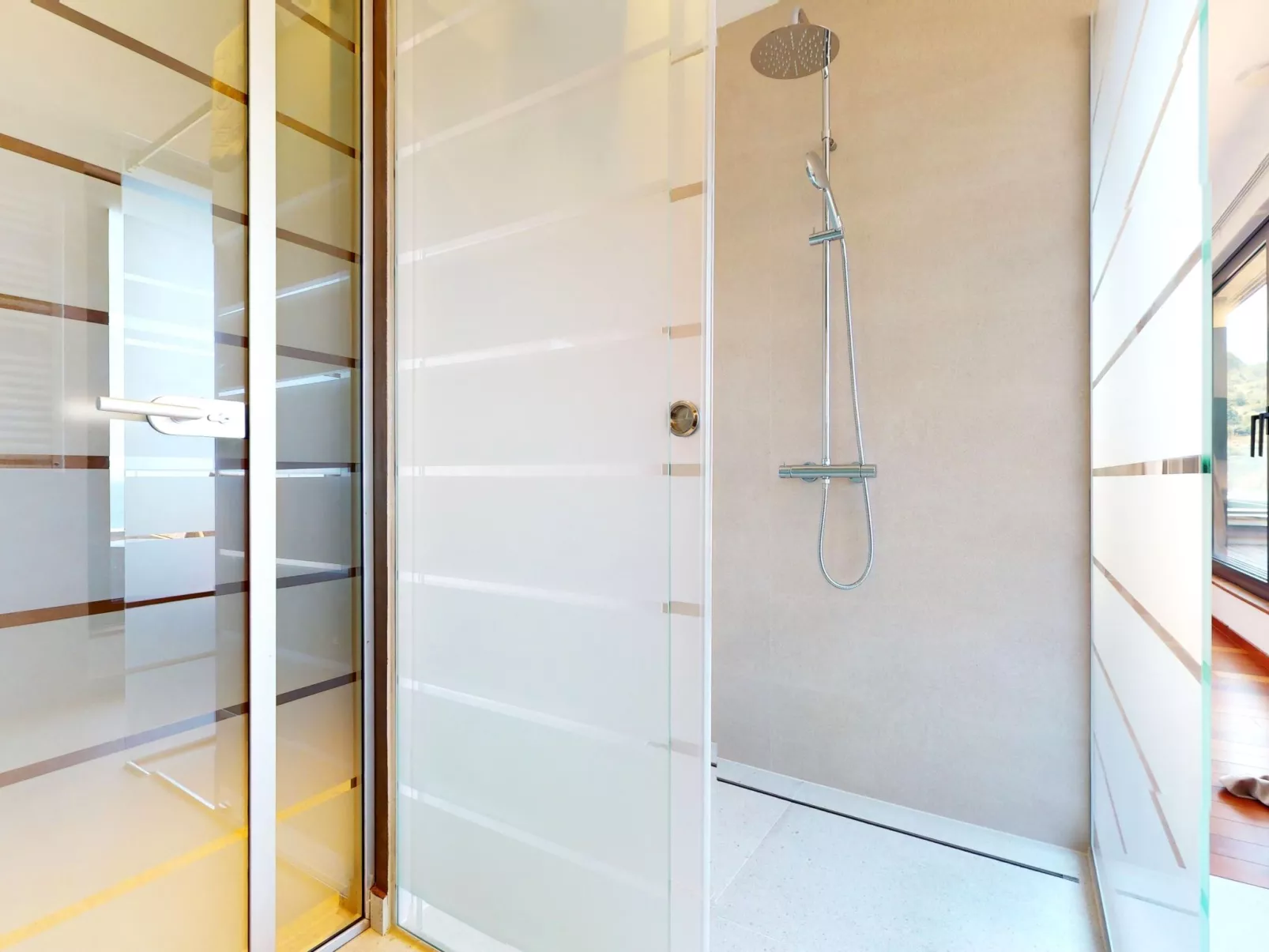 Villa Artemisia-Drinnen