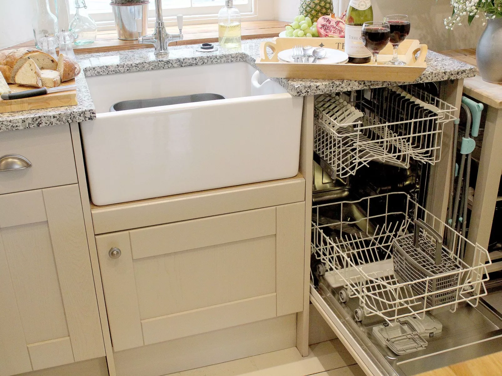 Admirals Suite-Image-tags.info