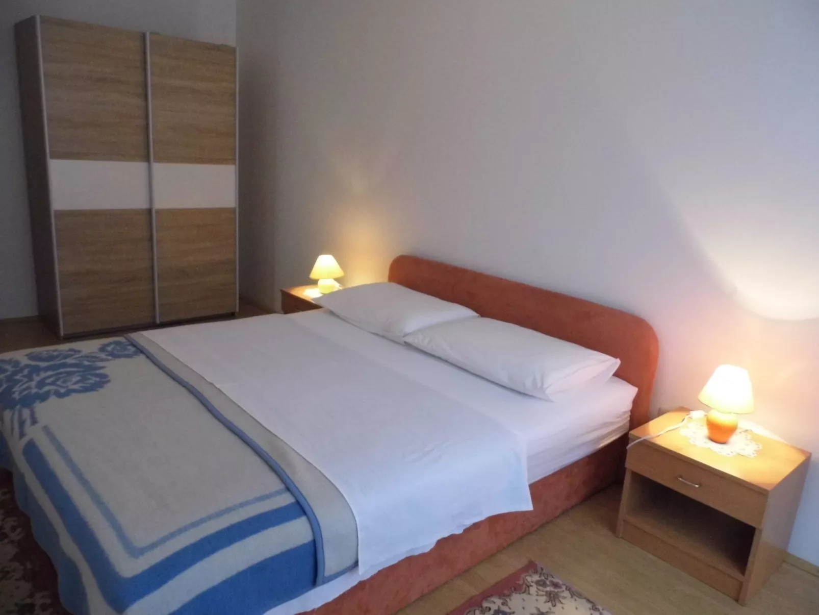 "Einfach, aber schön."-Inside