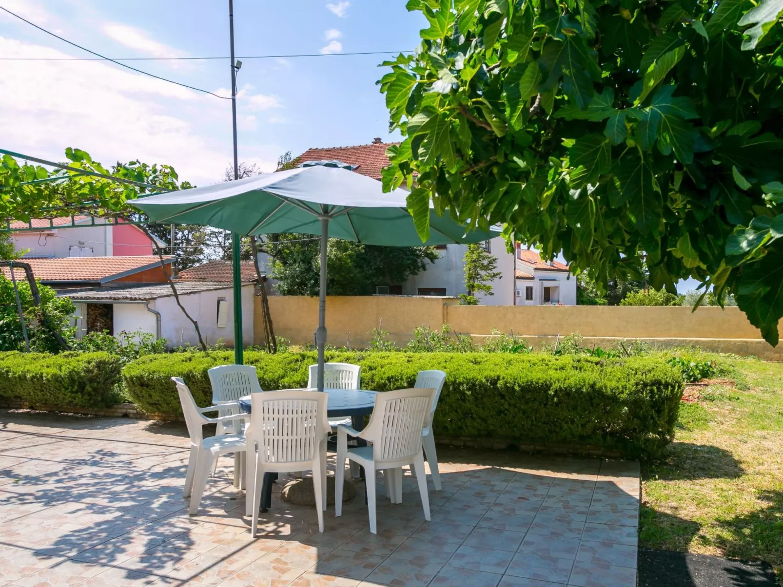 Wohnung "Miranda Veliki" mit Balkon-Dehors