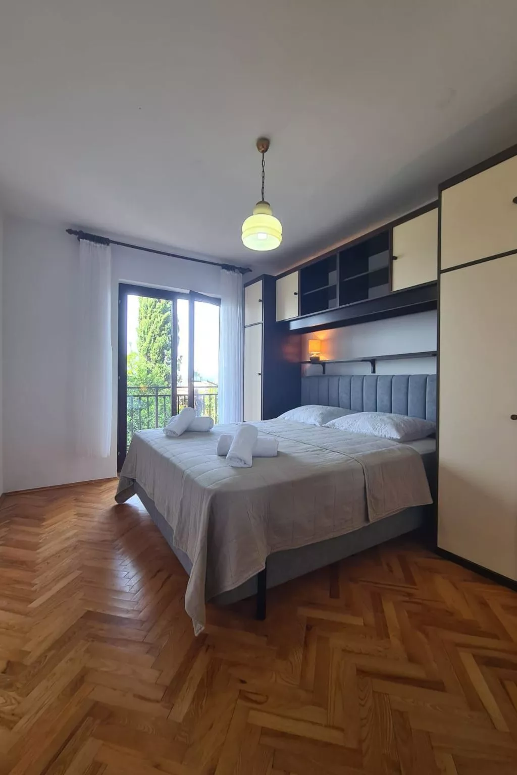 Jaka-Image-tags.info