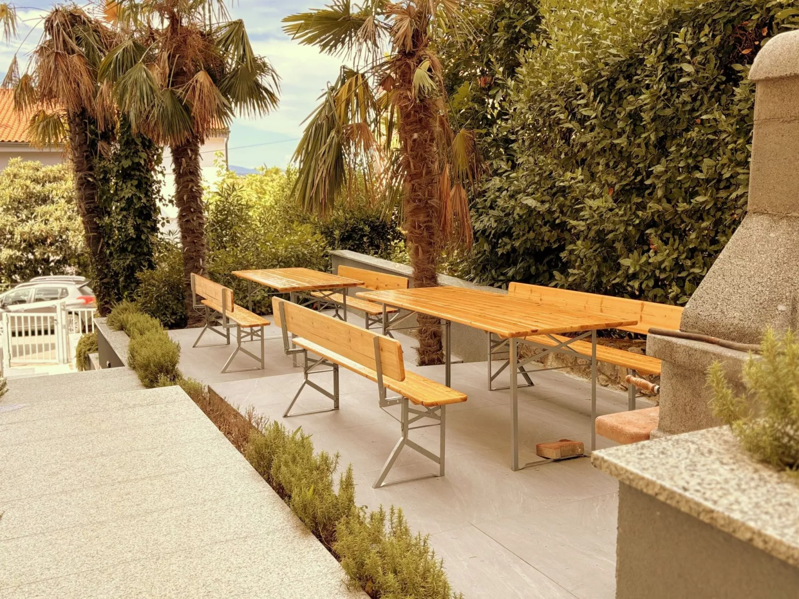 Moderne Wohnung in Crikvenica mit schöner Terrasse-Draußen