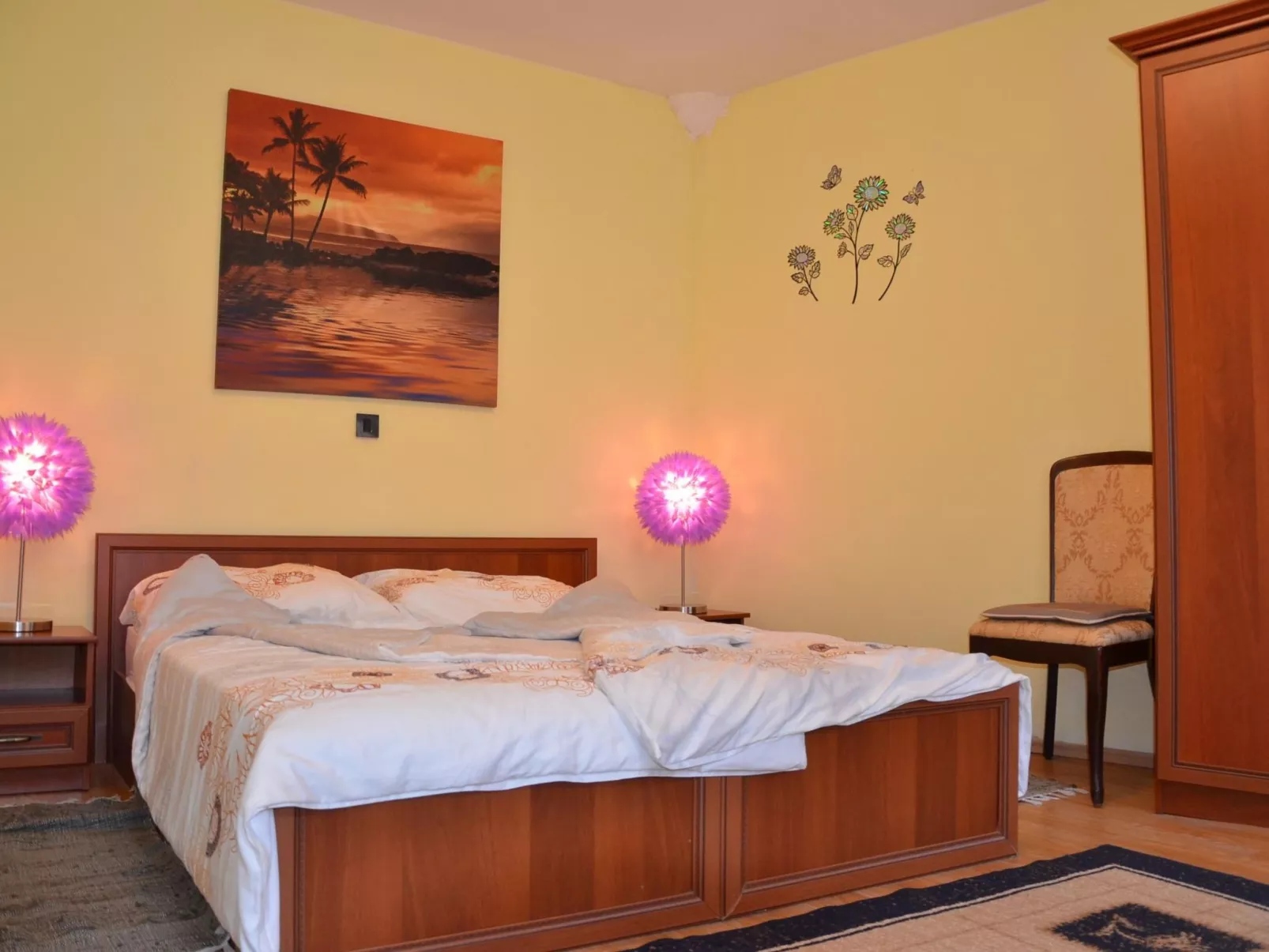 Geräumige Duplexwohnung mit Terrasse und Pool-Drinnen