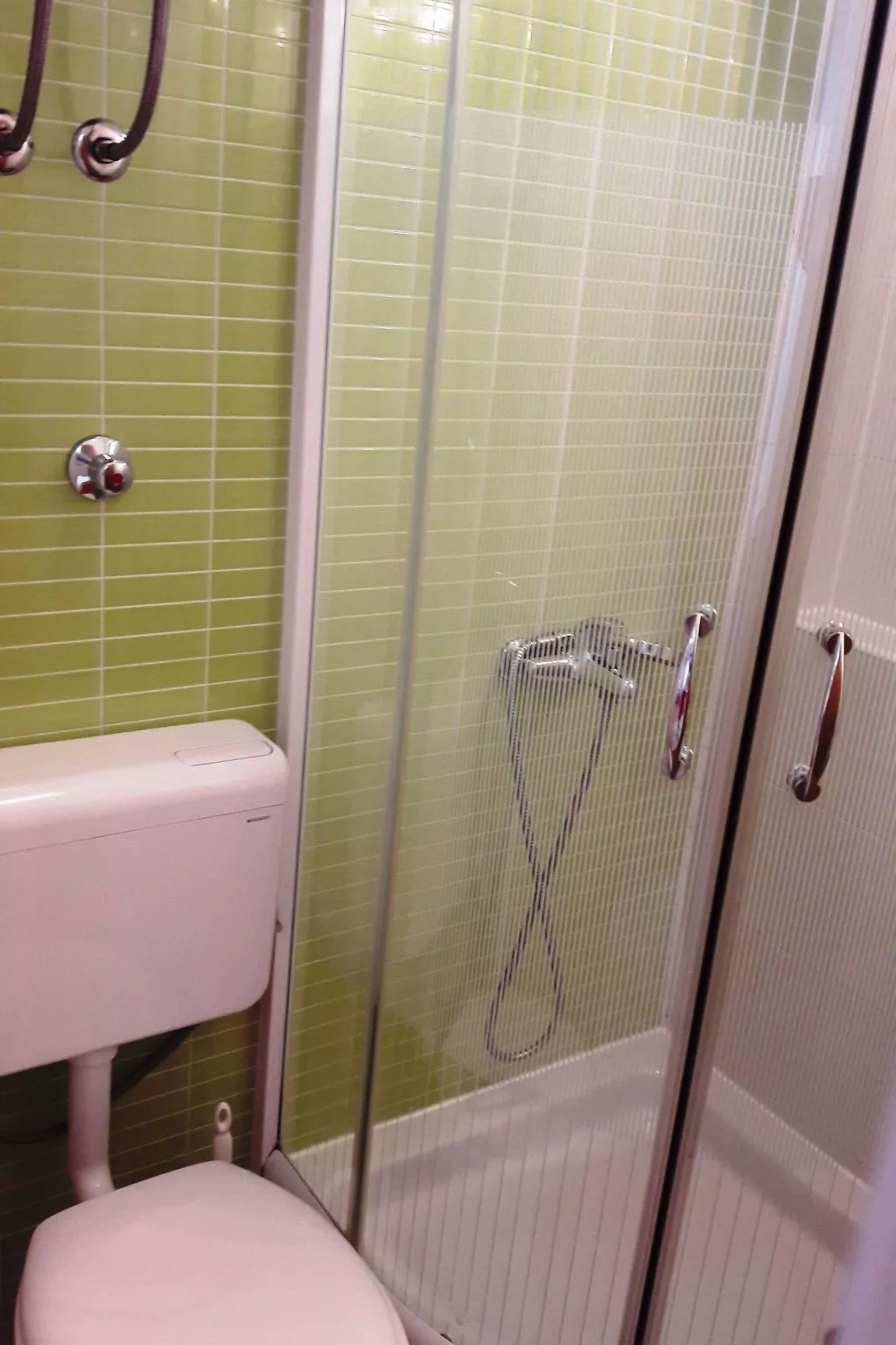 Gemütliches Studio-Apartment mit Blick auf das Biokovo-Gebirge-Drinnen