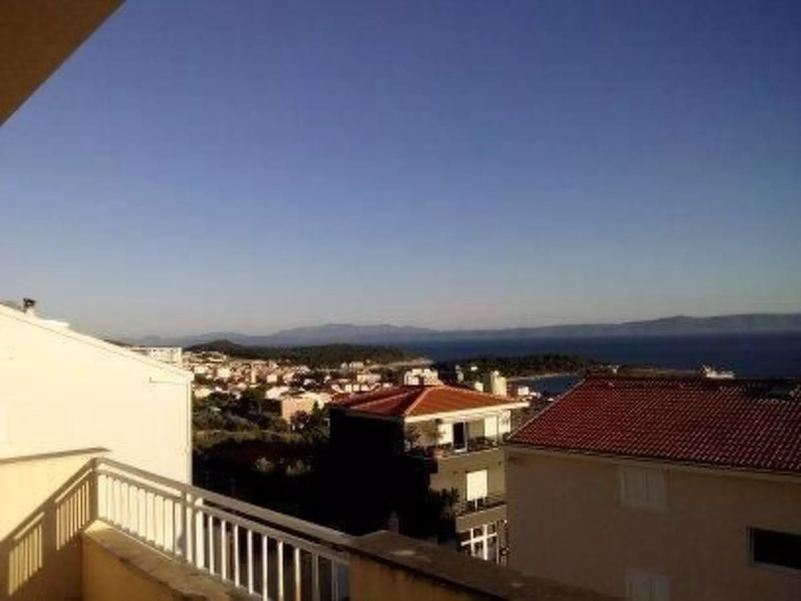 Wohnung mit Blick auf das Wasser-Outside