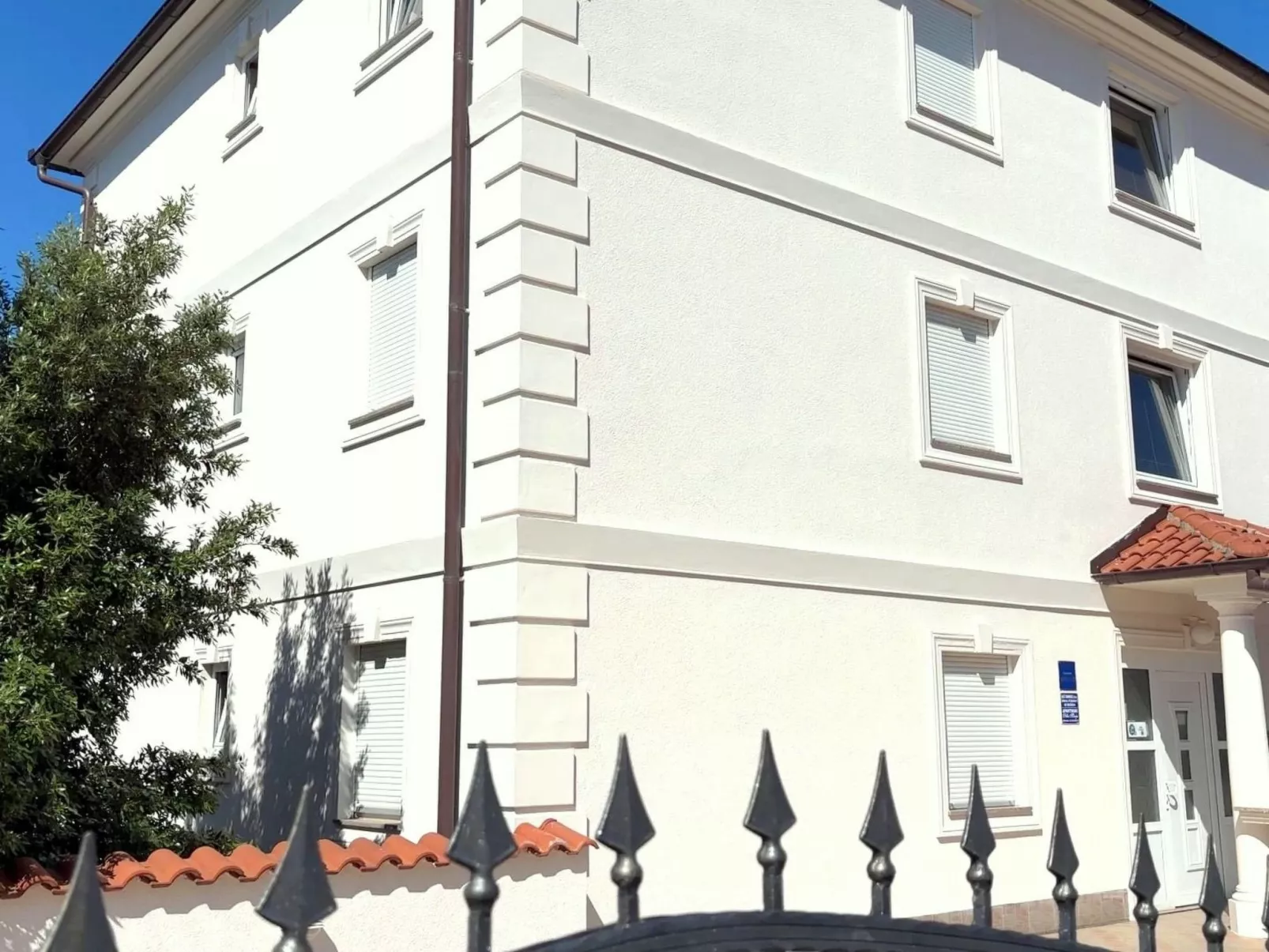 Wohnung mit Balkon und Meerblick-Outside