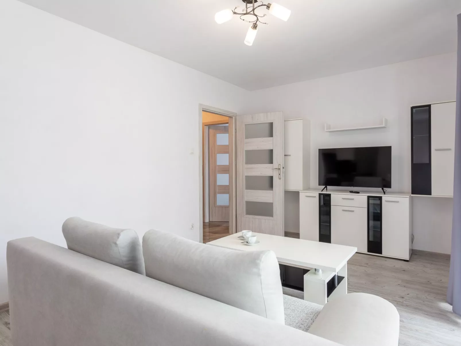 Stylische Ferienwohnung Flotylla am Meer-Image-tags.info