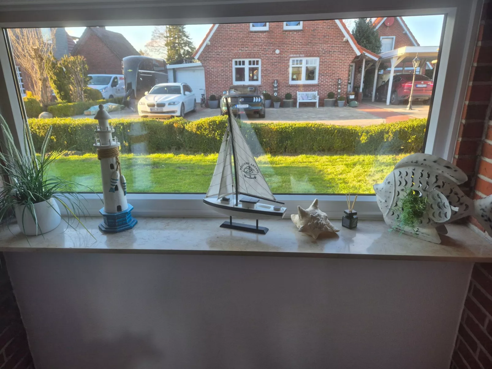 Mit Wintergarten und Garten am Deich-Outside