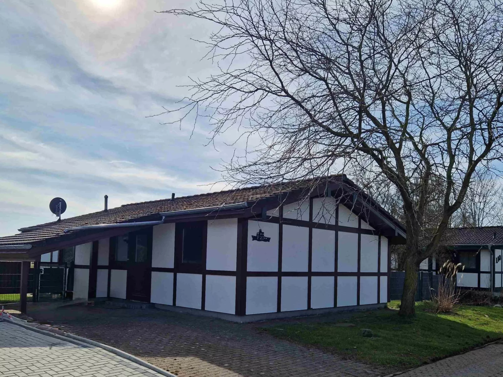 Haus F 21, Randlage mit Wiesenweitblick eingezäu-Draußen