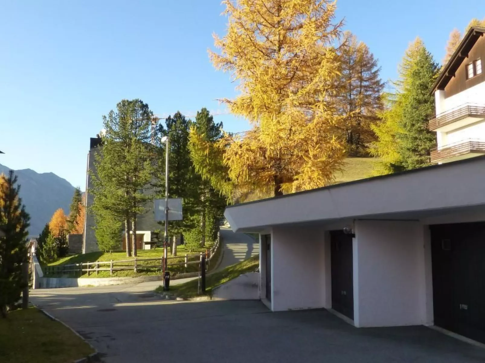 Chesa Furtüna-Dehors