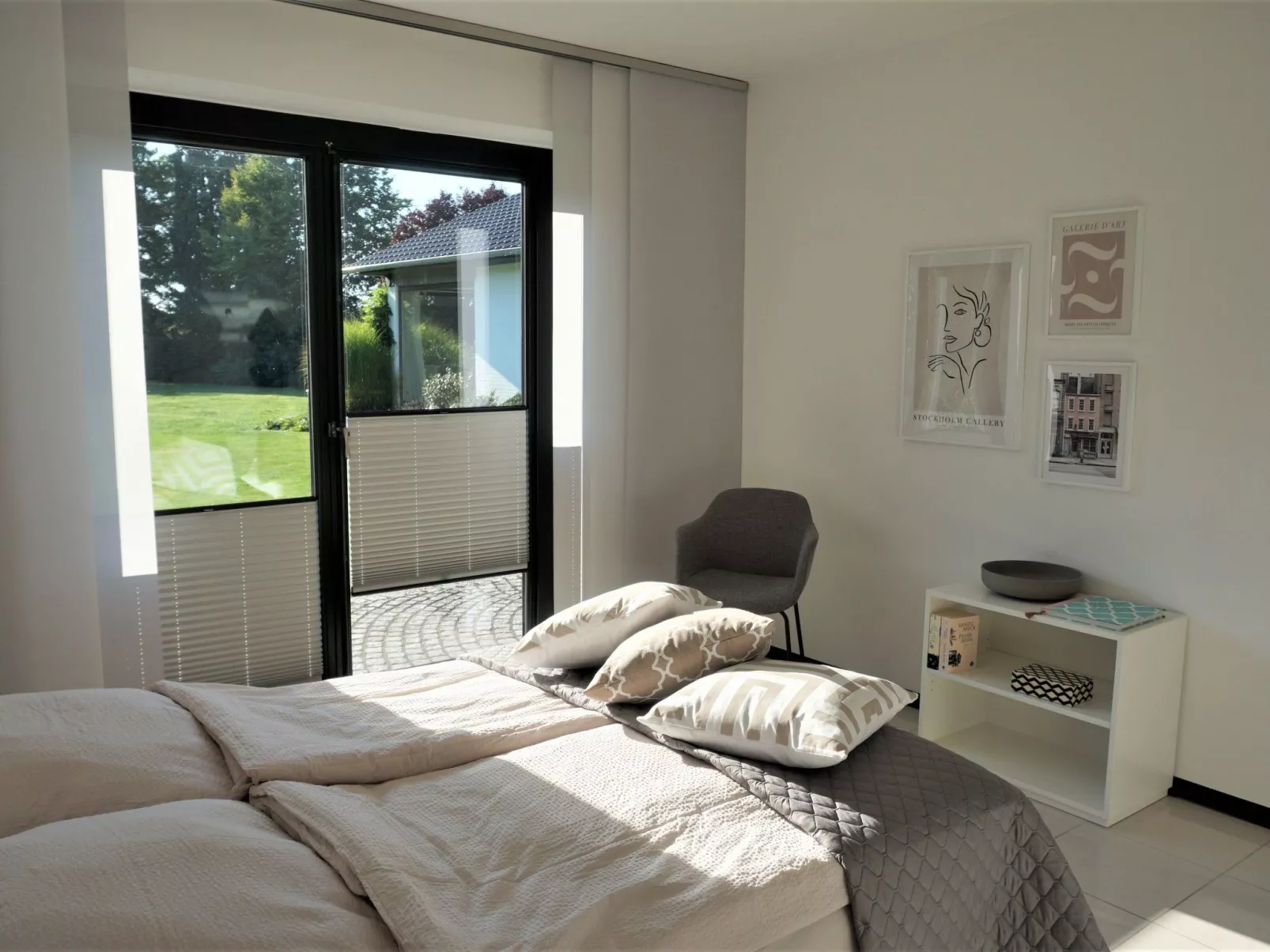 Großzügiges Haus mit traumhafter Gartenanlage-Drinnen