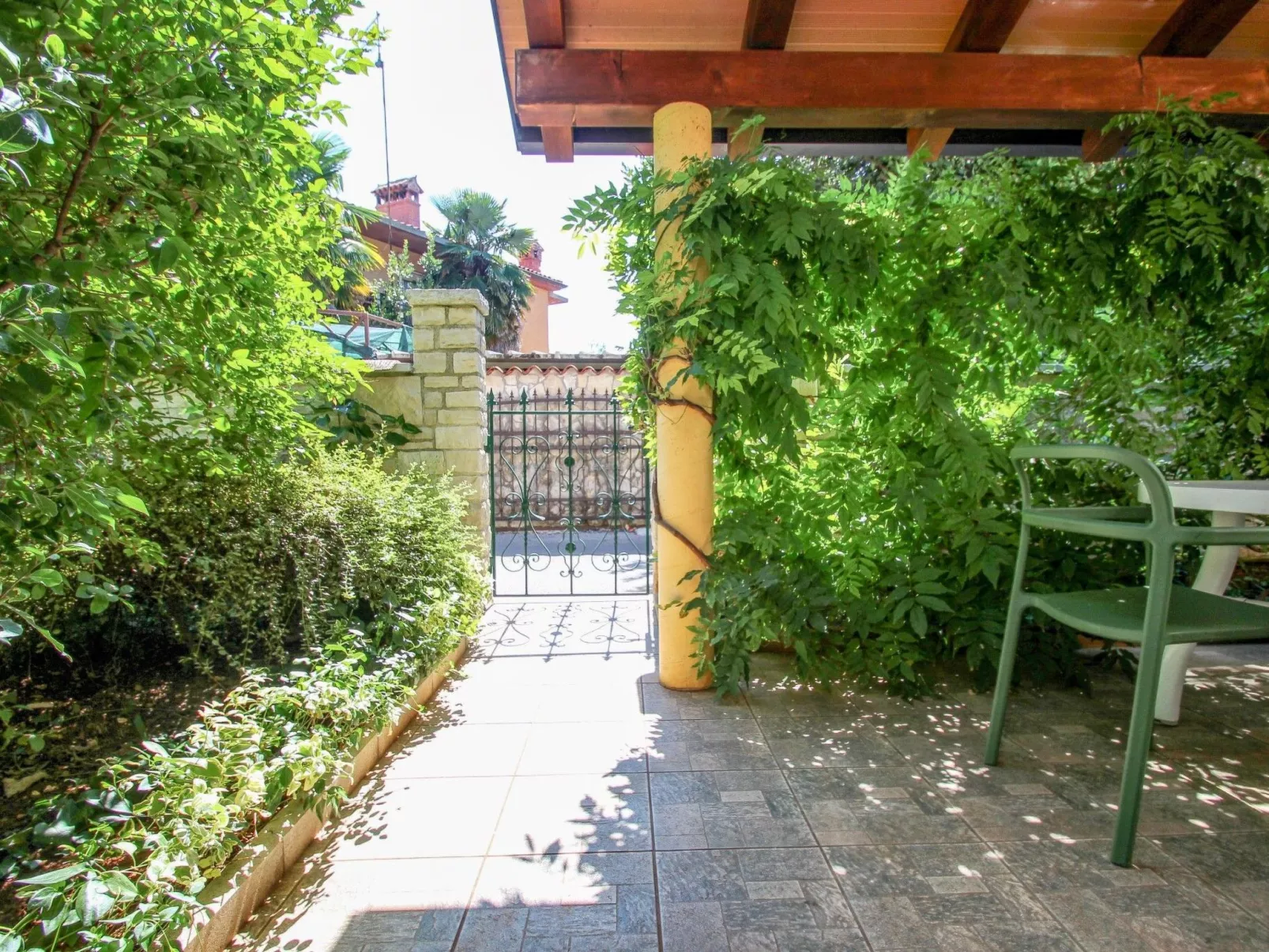 "Viviana" direkt am Strand-Dehors