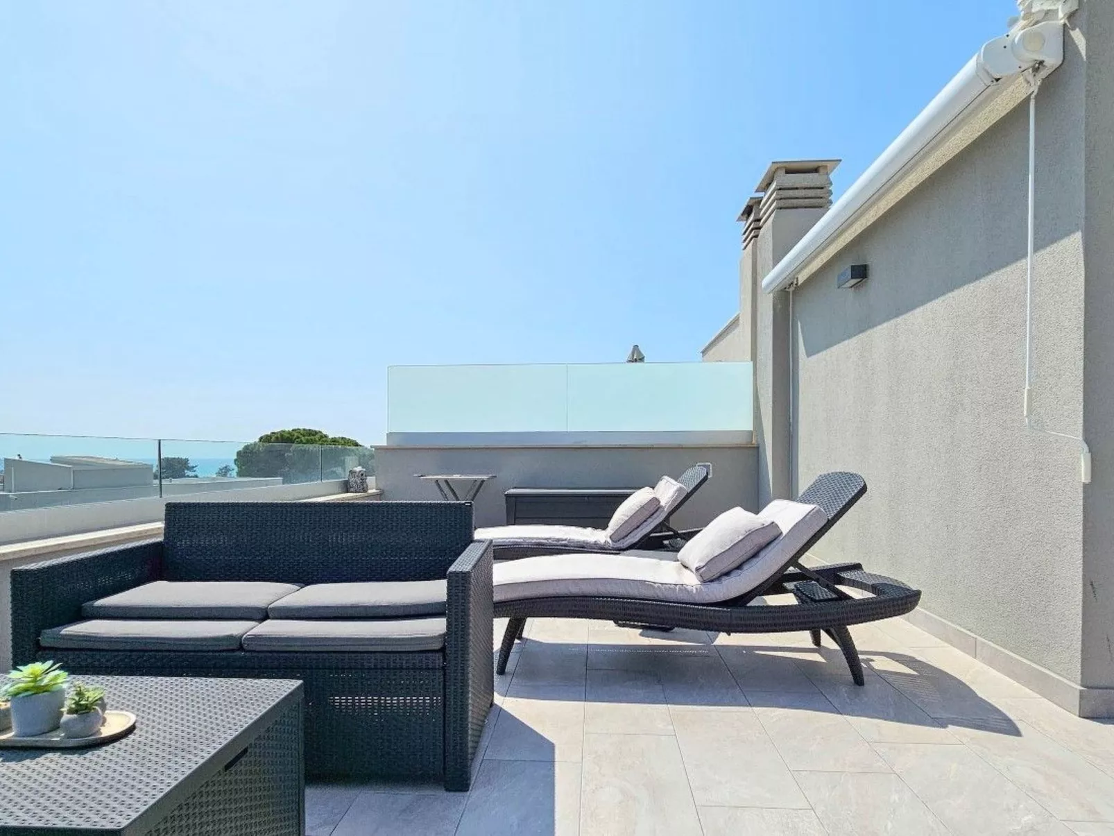 Für 4-6 Personen-Inside