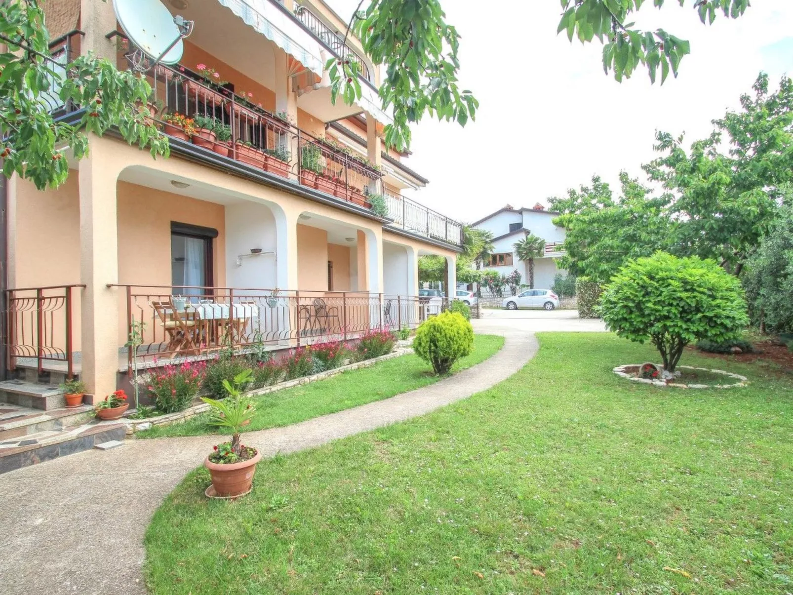 Wohnung "Maria 2" mit Terrasse-Draußen