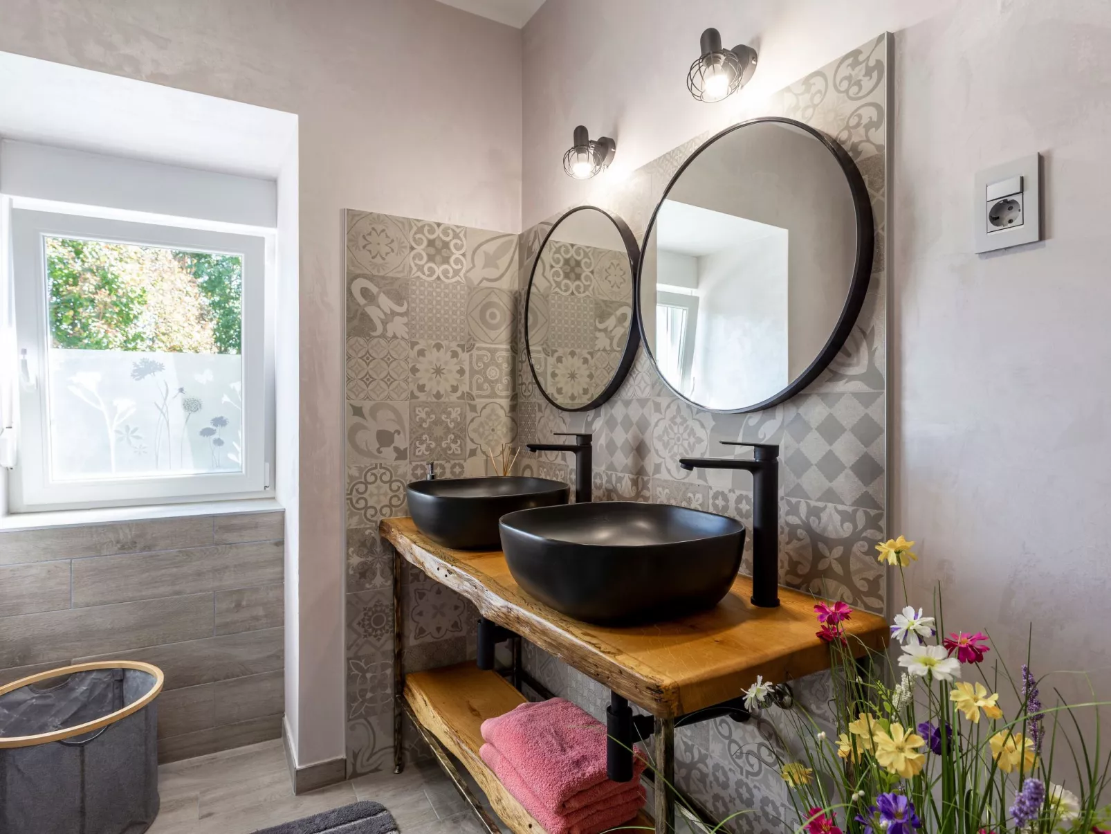 Anna in Lokve-Dedans