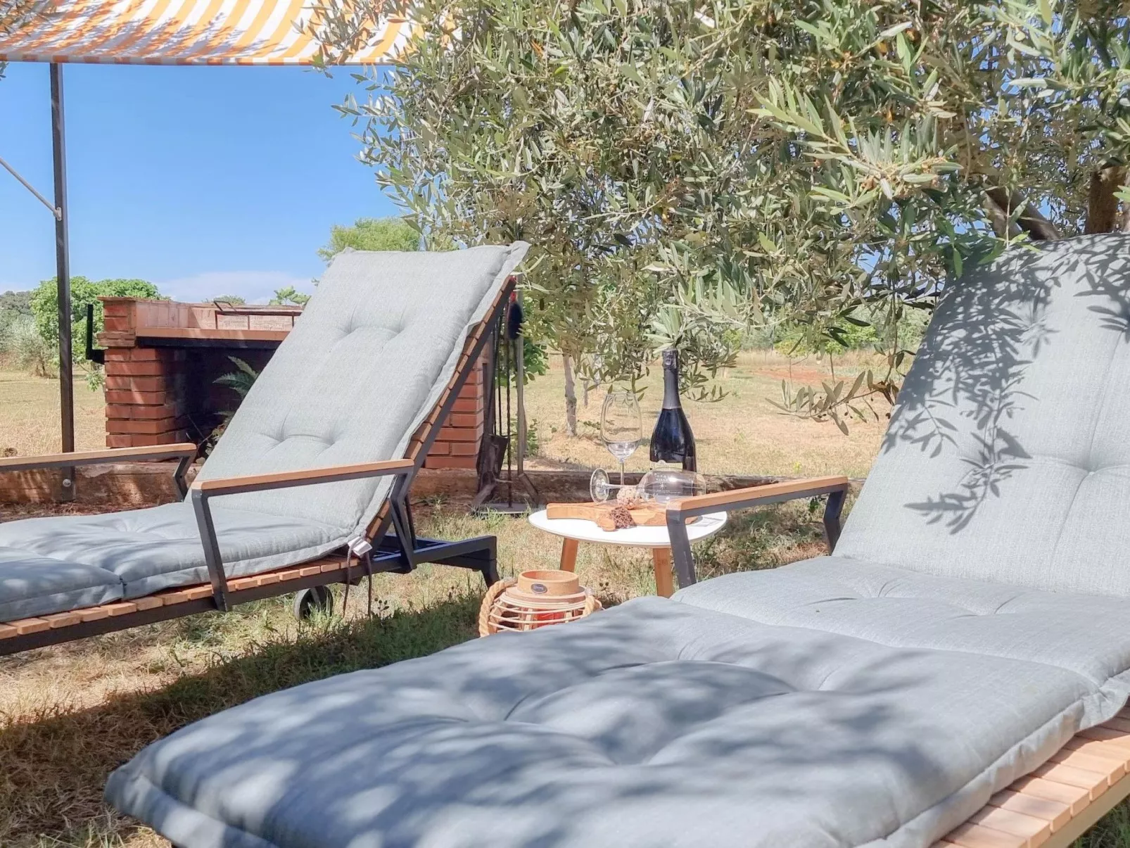 Apartment mit Klimaanlage für 2 Personen-Draußen