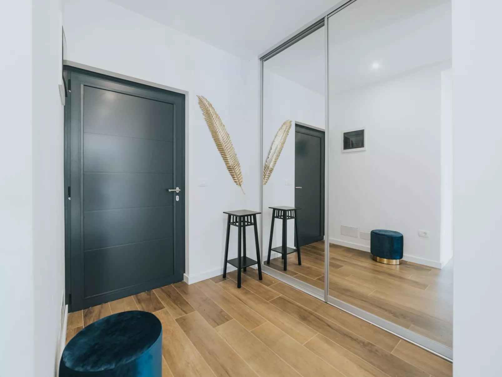 Haus in Novigrad mit privatem Pool-Inside