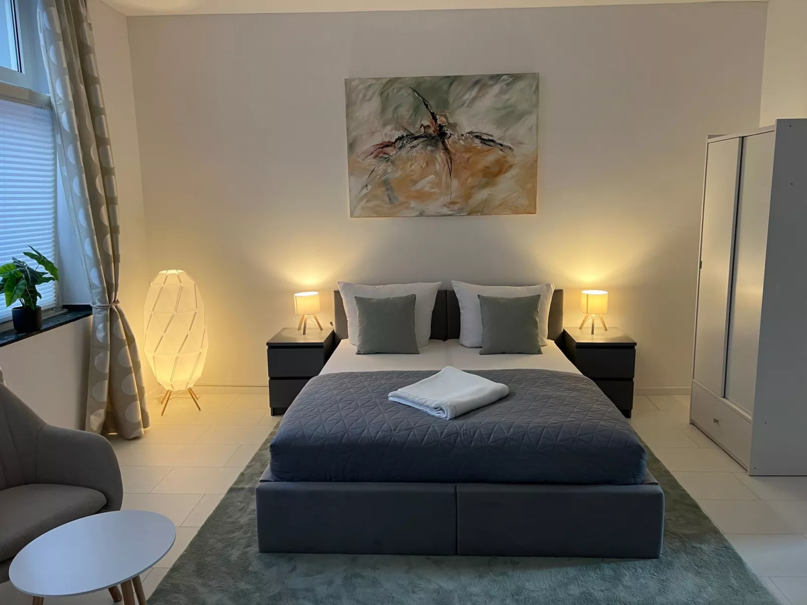 Clean Apt. Studio-Drinnen