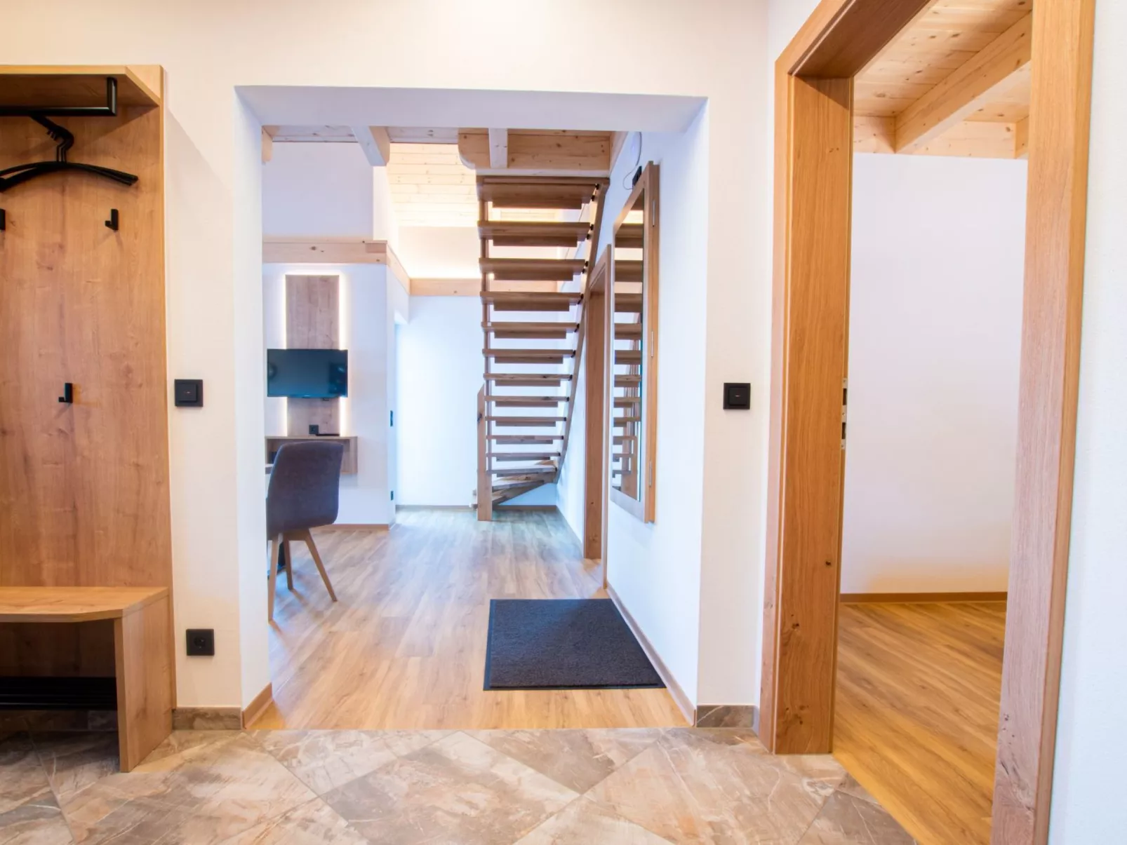 In Gemeinde Hermagor-Pressegger See mit Terrasse, Grill und Garten-Drinnen