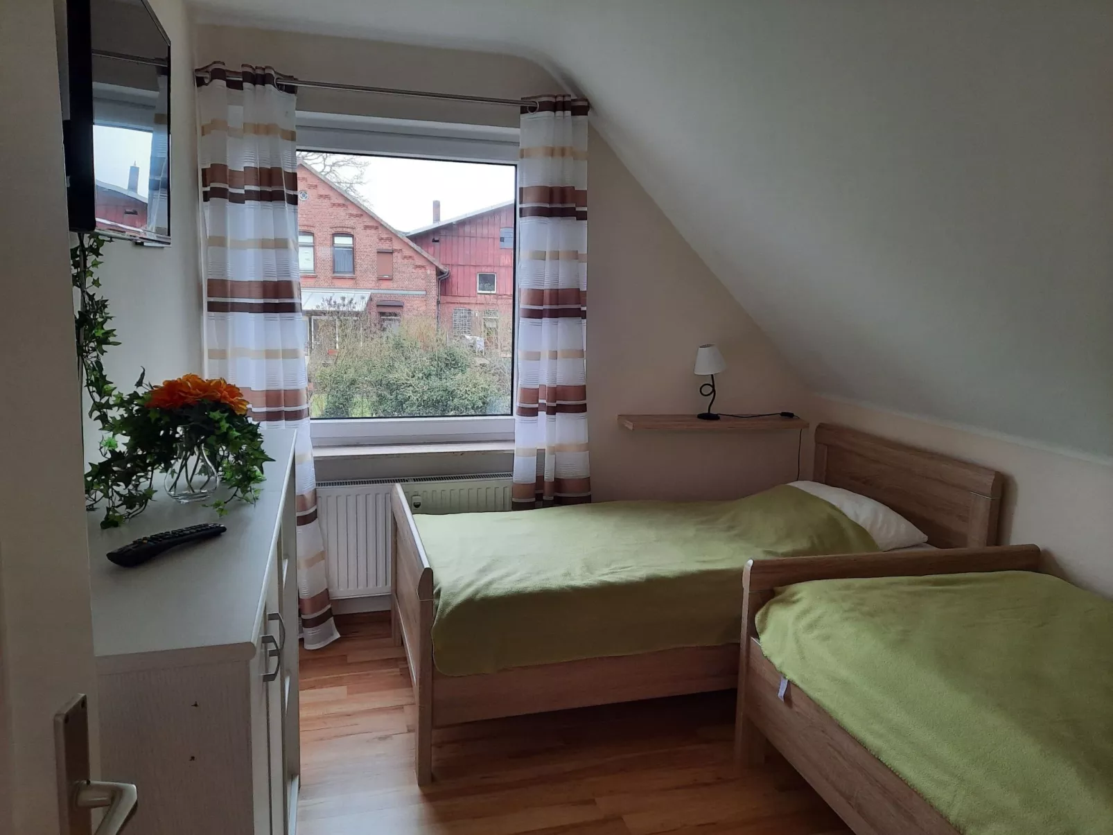 Gill-Image-tags.info