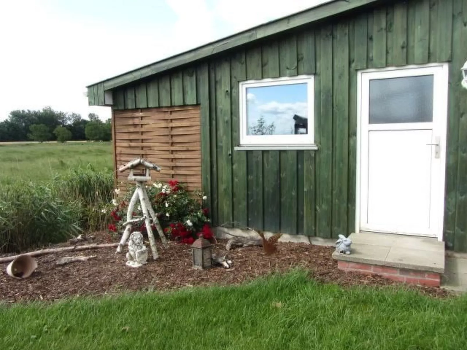 Sonnige Ferienwohnung in ländlicher Umgebung-Outside