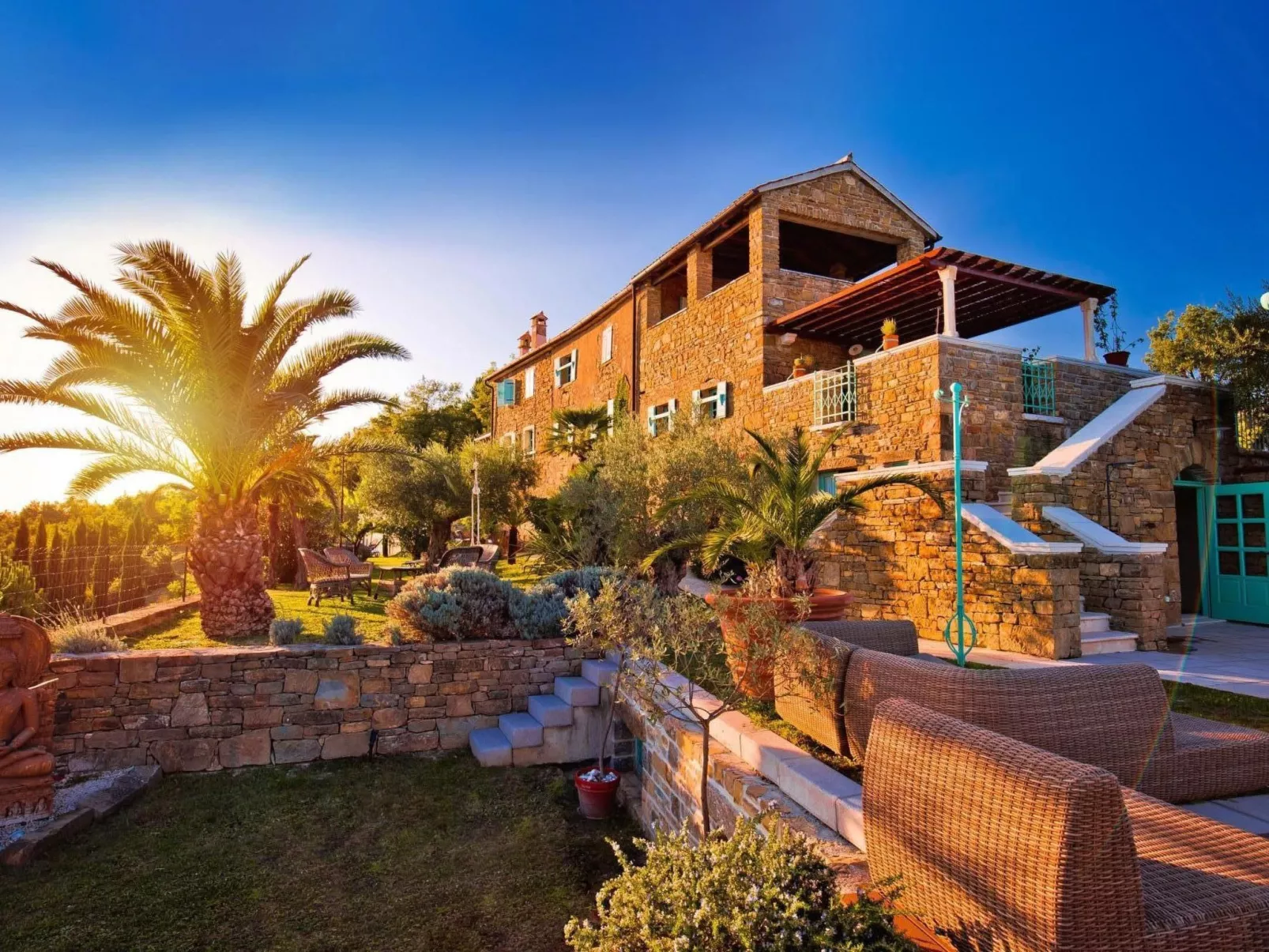 Tolle Villa Sancta Maria Motovun mit Pool