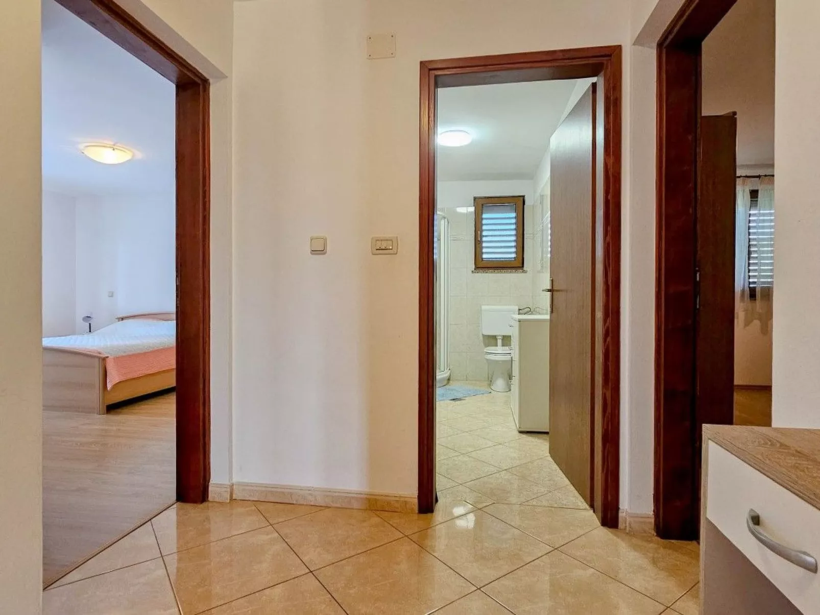 "Viola" mit Balkon-Inside