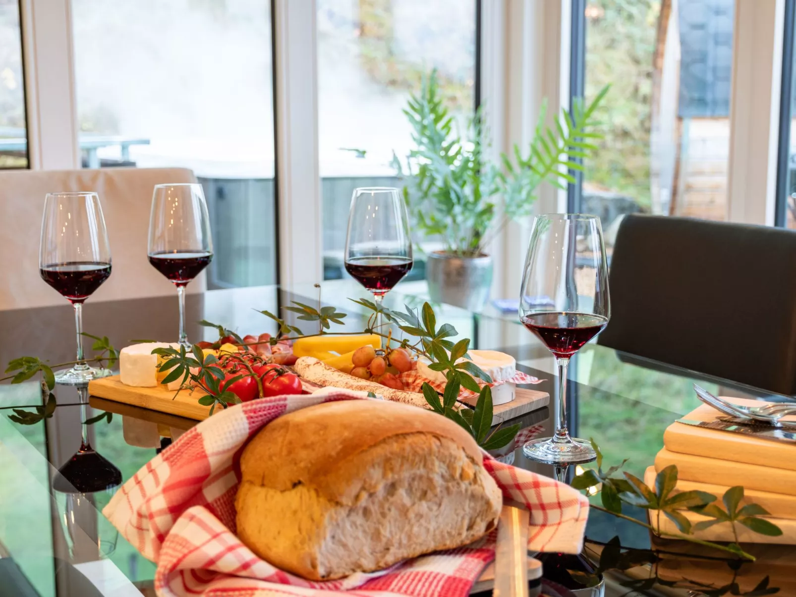 Haus mit Whirlpool, Sauna und Schwarzwaldblick-Inside