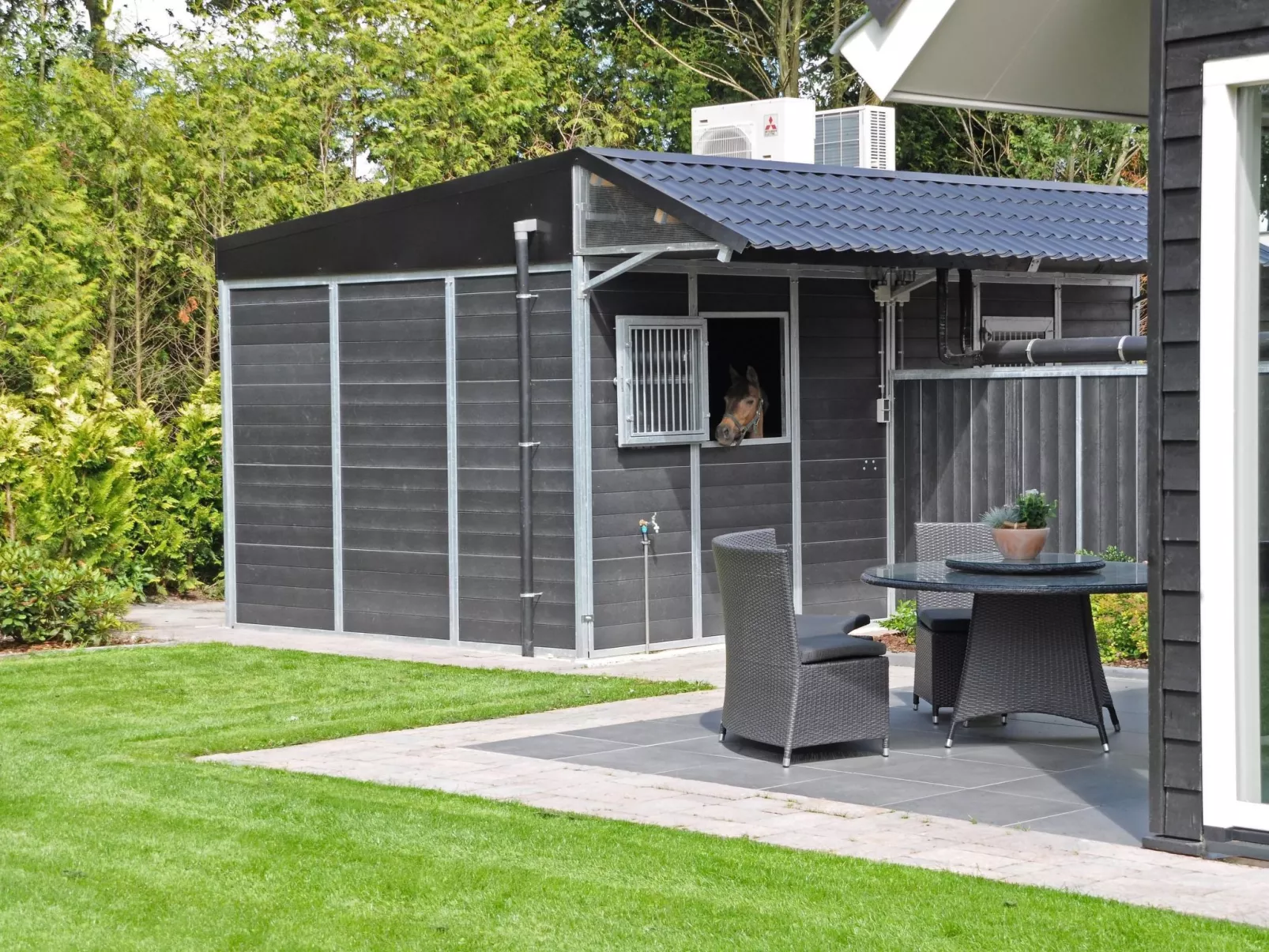 Anwesen "Oranjehorst"-Dehors