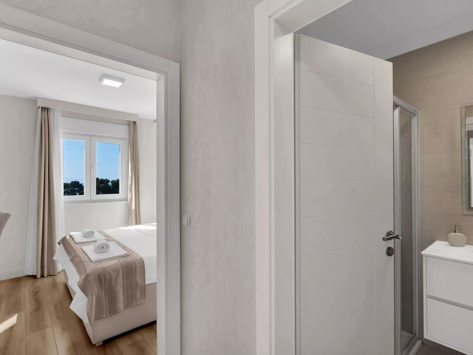 Apartment Hrvoje - nur 50m bis zum Meer-Inside